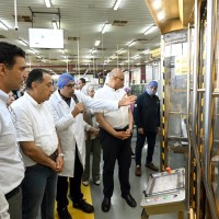 مدبولي يفتتح خط إنتاج جديداً لمصنع ”ليبتون” ببرج العرب ويؤكد دعم الدولة للتوسع الصناعي وجذب الاستثمارات العالمية
