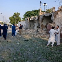 حصيلة دامية.. ارتفاع قتلى الهجوم الانتحاري على المقر العام للشرطة الباكستانية في كوهات إلى 31 قتيلاً