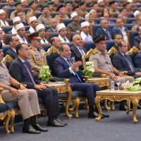 الرئيس السيسي يشهد تخرج الدورة الثالثة لأئمة الأوقاف بالقيادة الإستراتيجية ويوجه بدراسة إيفاد الأوائل في بعثات خارجية