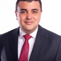 شادي الكومي: الرئيس السيسي يقود معركة السلام بثبات ويعيد لمصر ريادتها الإقليمية