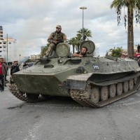 وزارة الدفاع السورية تنشر قوات مدعومة بمدرعات في اللاذقية وطرطوس عقب هجمات مسلحة