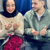 الكاتب الصحفي يحيى الشربيني يهنىء الأنسة روان صفوت بمناسبة خطوبتها