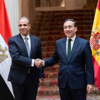 مصر وإسبانيا تتوافقان على دعم الاستقرار الإقليمي وضمان حرية الملاحة
