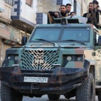 ضربات أمنية موجعة تلاحق خلايا داعش في البادية السورية.. اعتقالات وتنسيق دولي قرب تدمر