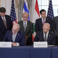 توقيع اتفاق إطار ثلاثي بواشنطن حول لبنان.. ونتنياهو: باقون بالحزام الأمني وحزب الله وإيران خارج اللعبة