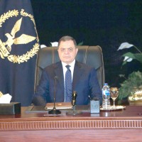 الفلاحين تعزي وزير الداخلية في وفاة والدة زوجته