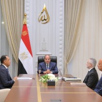 الرئيس السيسي يستعرض ملفات تطوير القضاء والعدالة الرقمية ويوجّه بالالتزام بالجداول الزمنية لـ «مدينة العدالة»