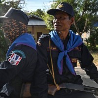 النار تشتعل على الحدود: تصعيد دموي بين تايلاند وكمبوديا وحظر تجول مع فشل مساعي التهدئة