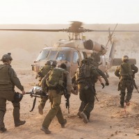 تصاعد موجة انتحار ضباط وجنود جيش الاحتلال.. صدمات نفسية وظروف قاسية تفجّر أزمة صامتة داخل إسرائيل