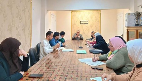 دكتور مبروك سالم يجتمع باللجنة التنسيقية استعداداً لتدشين المبادرة الرئاسية ”الـ ١٠٠٠ يوم الذهبيه” بمطروح 