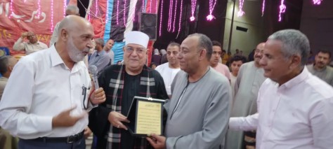 بحضور شيخ رفاعية مصر: ديرب نجم تحتفل بالمولد النبوى