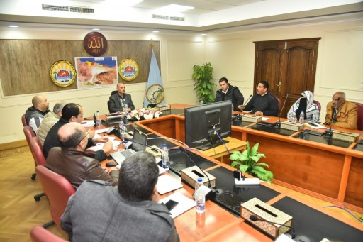 تفعيل قانون المحال العامة ولائحته التنفيذية و تسهيل اجراءات الحصول على تراخيص بمدن مطروح