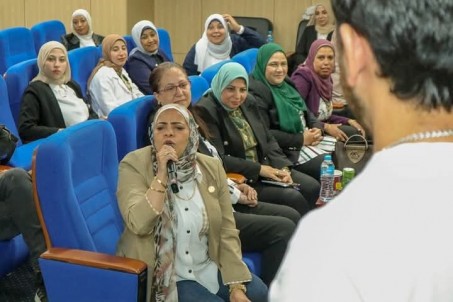 مستشفي العلمين النموذجي تنظم  أول ورشة فنية مخصصة لفريق التمريض تحت عنوان ”نفس وسط الزحمة ”