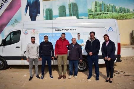 قافلة طبية متخصصه للكشف علي  العاملين بمواقع مدينة العلمين الجديدة