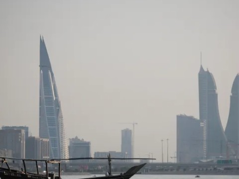 دول الخليج في حالة تأهب قصوى بعد تصاعد التوتر بين الولايات المتحدة وإيران