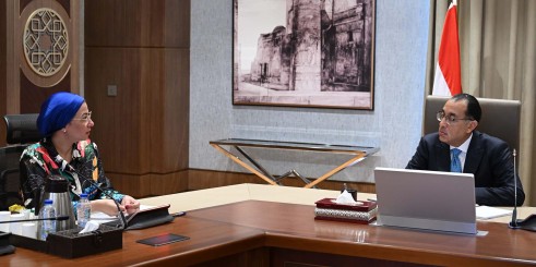 وزيرة البيئة: إشادة بجهود الحكومة المصرية لخلق مناخ مُشجع على الاستثمار من أجل دعم التحول الأخضر