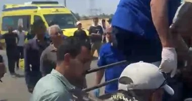 مصرع 15 عاملاً وإصابة 30 آخرين في حادث تصادم مروع بين سيارتي عمال بالإسماعيلية