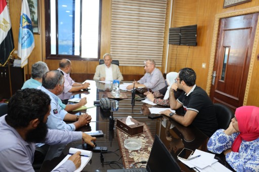 رئيس شركة  مياة مطروح  يتابع الحالة الفنية للمحطات والمعدات لضمان تقديم علي معدل من الخدمات