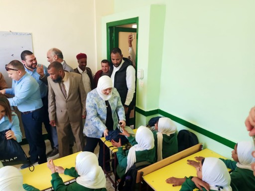 إيناب للبترول ومؤسسة مصر الخير يقدمان مزيد من الخدمات لأهالى قرية جارة أم الصغير بسيوة .