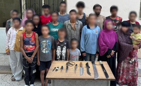 الداخلية تكشف ملابسات وكر تسول( عصابة الثقب السوداء ) أسفل كوبري بالأهرام ضبط 20 شخصًا واتخاذ الإجراءات القانونية