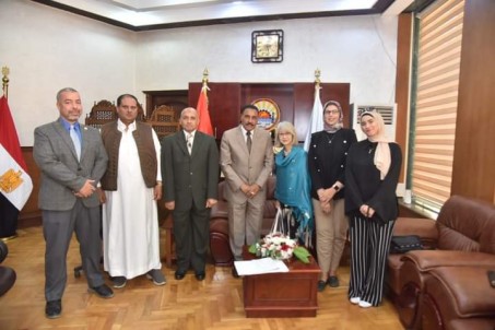 أكيموتو ميساكو الخبيرة الأكاديمية في مشروع المدارس المصرية اليابانية   تزور مطروح