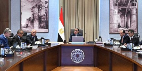رئيس الوزراء يتابع مستجدات مشروع تطوير ميناء ومدينة جرجوب الصناعية غرب مطروح