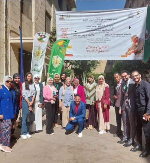 مؤتمر شباب الباحثين بأثار القاهرة يوصي بالشراكة العلمية