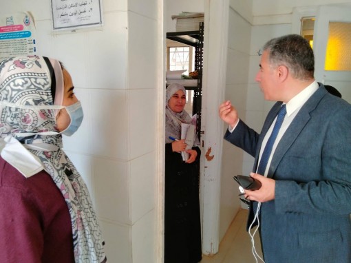  الدكتور مبروك سالم  يتفقد اعمال تطوير سكن الأطباء بحي الشروق ووحدة كـ ٧ التابعة بمطروح