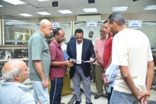 محافظ مطروح يتفقد سيارة خدمات  مصر لتقديم الخدمات  المتكاملة لذوى الهمم