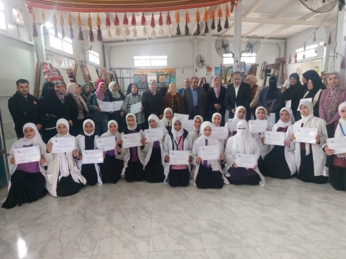 ختام فعاليات ورشة عمل لجنة التراث بمطروح حول  «جماليات الأشكال الفنية في النسيج البدوي بين الأصالة والتجديد»  