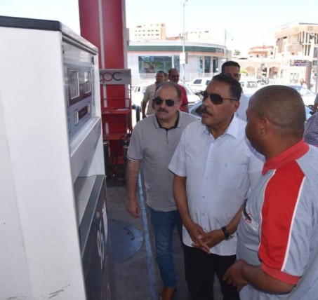 إستمرار العمل بتعريفة الركوب الحالية لسيارات الأجرة للنقل الجماعي والميكروباص بمطروح