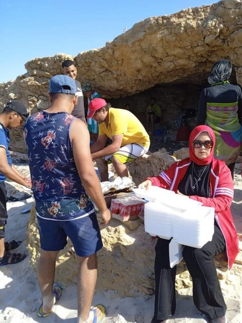 المعسكر الثالث على التوالي بمطروح...   طهى خلوى وانشطة ترويحية على شواطئ مطروح الساحرة