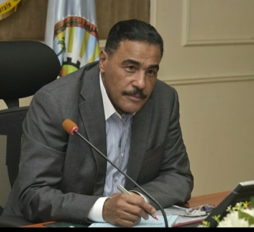 محافظ مطروح يؤكد على جاهزية المحافظة  لامتحانات الشهادة الاعدادية