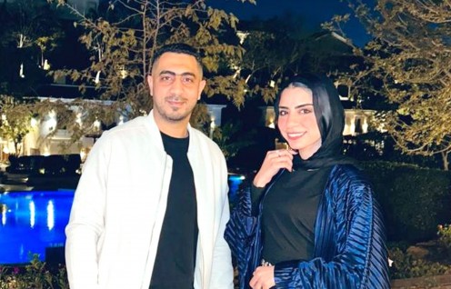 الصحفي إسماعيل السخيلي يهنيء مصطفي وياسمين بالخطوبة السعيدة