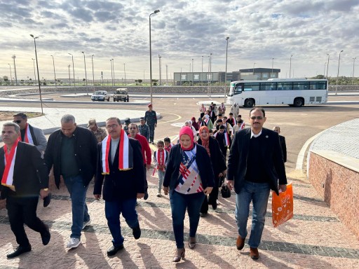 وكيل وزارة  تعليم مطروح تصاحب  وفداً طلابيا لزيارة قاعدة ٣ يوليو العسكرية وميناء جرجوب البحري