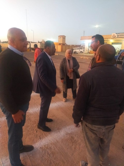 جوله ليلية لمحافظ مطروح لمتابعة اعمال  تطوير وتوسعة مدخل مدينة مرسي مطروح