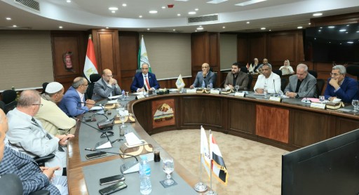محافظ الجيزة يزف بشرى سارة لأصحاب مصانع الطوب بالصف: تسهيلات كبرى لتقنين الأوضاع وإعادة تسعير الأراضي