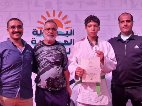 ابن مطروح زياد فياض  يحصل على الميدالية البرونزية بوزن ٧٣ بالبطولة العربية للأندية  للجودو بالعلمين 