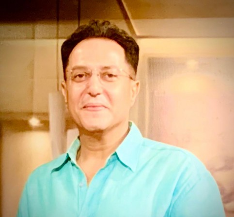 الإعلامي خالد زكريا يكتب: قبل فوات الآوان