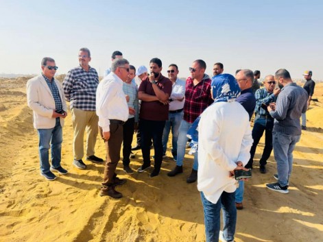 المهندس ياسر عبدالحليم يتفقد تطوير البنية التحتية في حدائق أكتوبر
