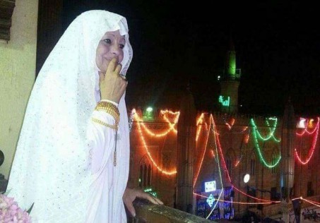 الاشراف يحتفون بافتتاح ضريح ”ام هاشم ”