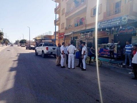 رئيس مدينة مرسي مطروح حملات لرفع الاشغالات والاكشاك المخالفة من امام المدارس 