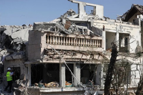 إيران تهدد الدول الغربية برد مباشر إذا تدخلت في الصراع مع إسرائيل