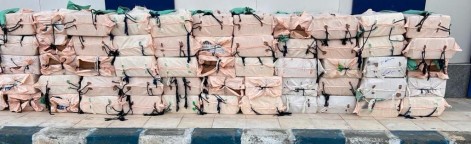 ضبط و مصادرة 50 الف علبة سجائر مجهولة المصدر بمطروح