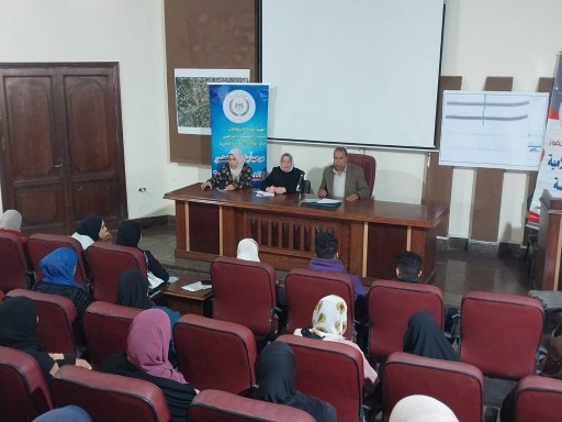 أليات التكيف مع التغيرات المناخية  ندوة لمركز إعلام برج العرب  بقاعة الاجتماعات بحى العامرية اول