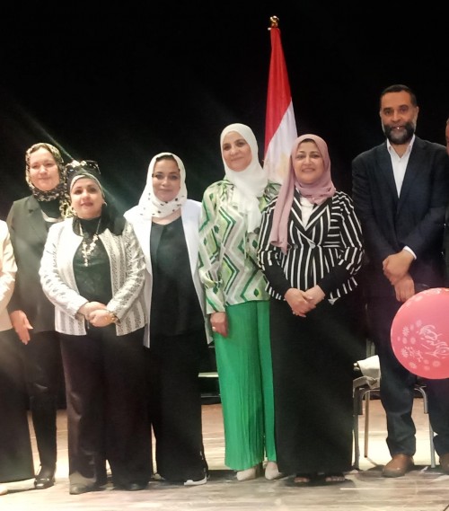 التعليم تكرم الطلاب المبدعين الفائزين في مسابقتي ”التصوير والتصميم الفني والأشغال الفنية” 