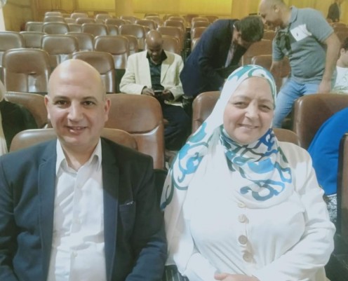 «عصام وماجدة».. يفوزان بجائزة «الموظف المثالي»