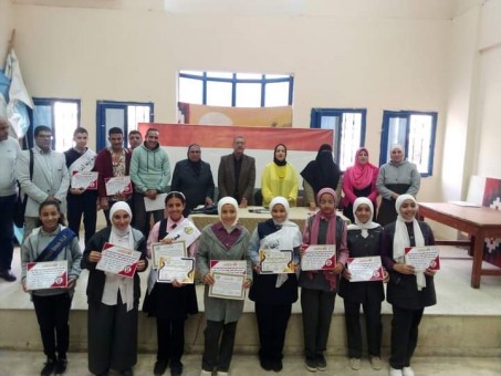 وكيل وزارة تعليم مطروح تكرم فريق التغطية الإعلامية التابع لتوجيه الصحافة بالمديرية