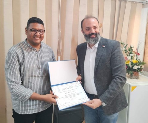 حزب المصرين بالبحر الأحمر يكرم وكيل وزارة الصحة  