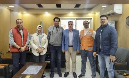 وكيل وزارة الصحة يعقد اجتماعاً موسعاً لمناقشة إستعدادات مديرية الصحة بمطروح لإجراء الانتخابات الرئاسية 2024